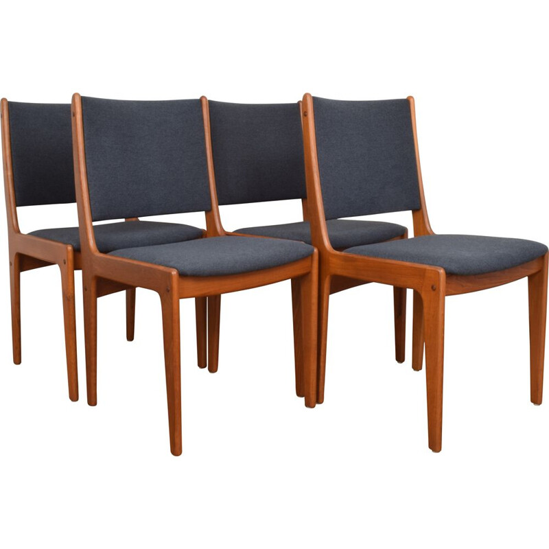 Set of 4 Mid-Dentury Teak Dininng Chairs by Johannes Andersen Danish 1960s