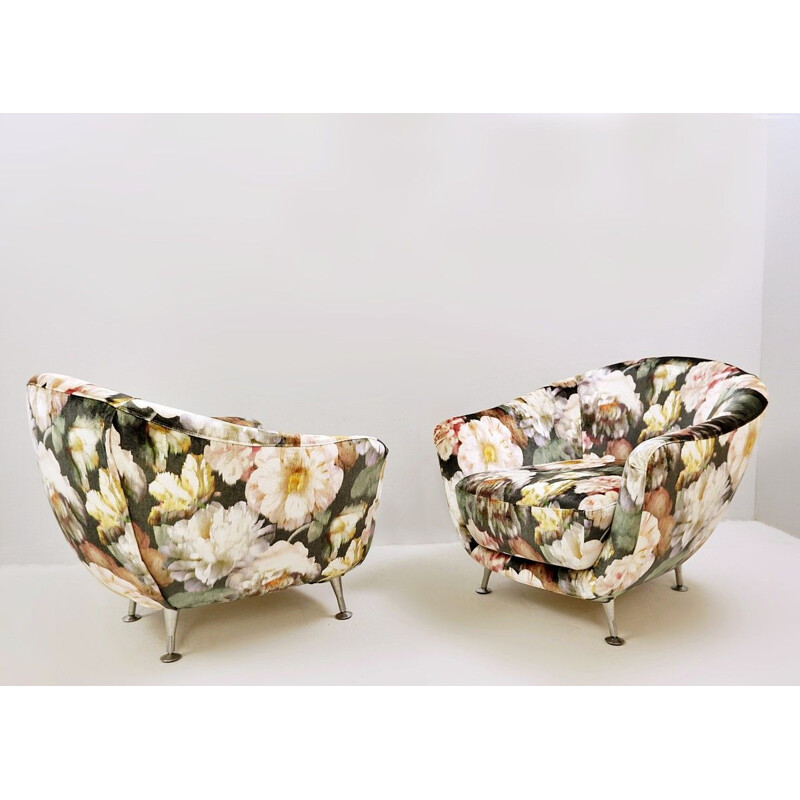 Pair of vintage armchairs in floral velvet, Italy