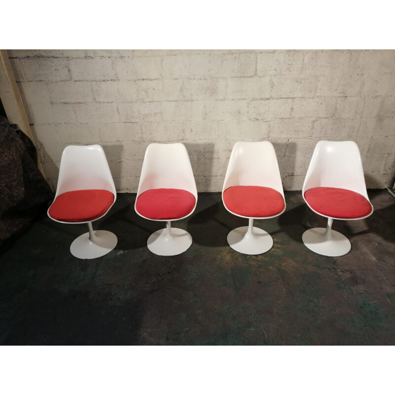 4 Vintage Tulip Chairs by Eero Saarinen for Knoll