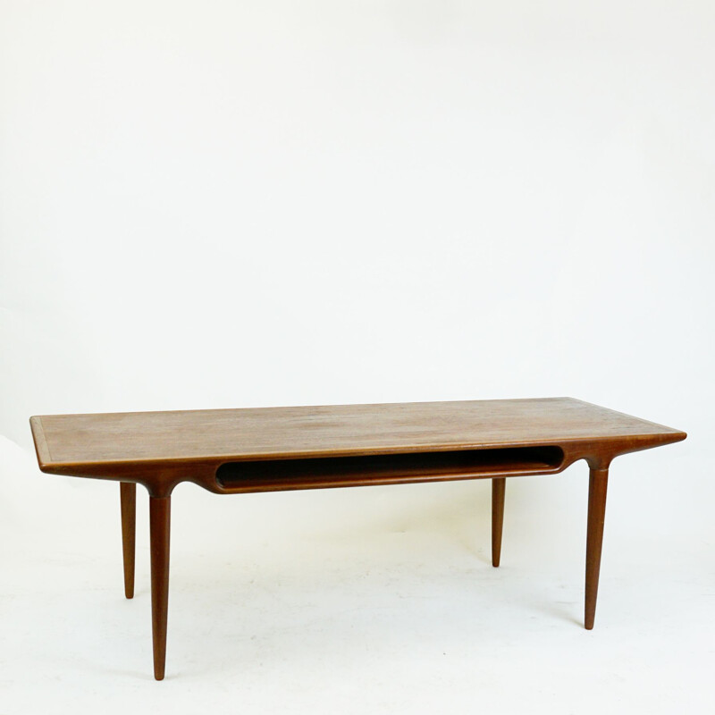 Table basse vintage en teck par Johannes Andersen, Danois