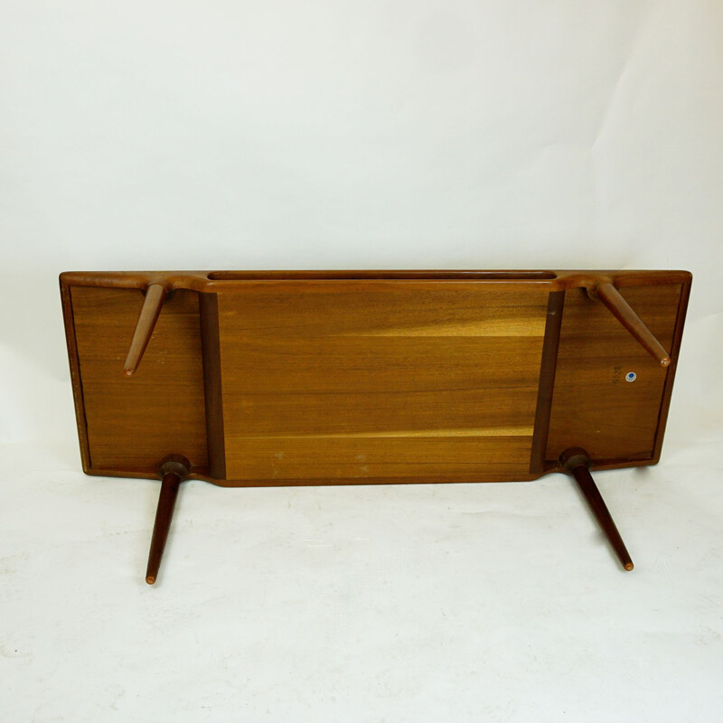 Vintage teak coffee table by Johannes Andersen, Dane