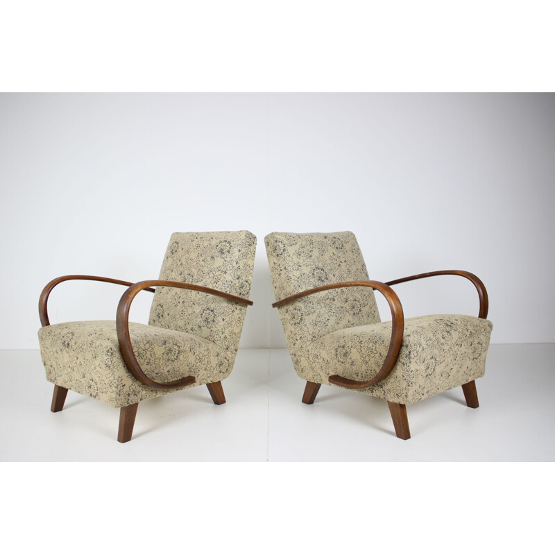 Pair of vintage armchairs by Jindřich Halabala, Czechoslovakia 1950