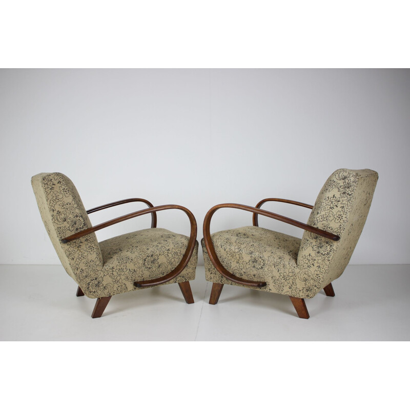 Pair of vintage armchairs by Jindřich Halabala, Czechoslovakia 1950