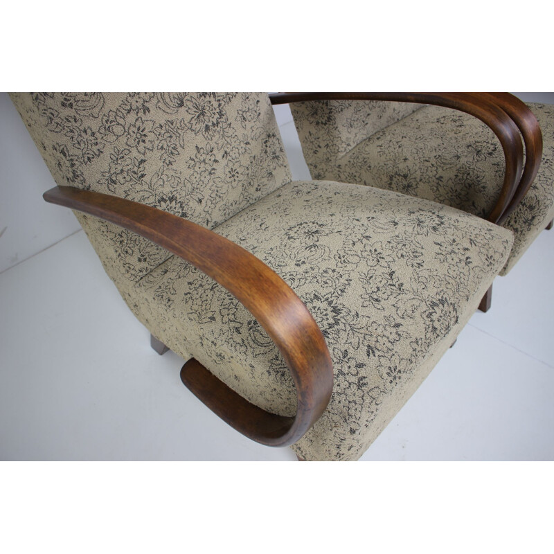 Pair of vintage armchairs by Jindřich Halabala, Czechoslovakia 1950