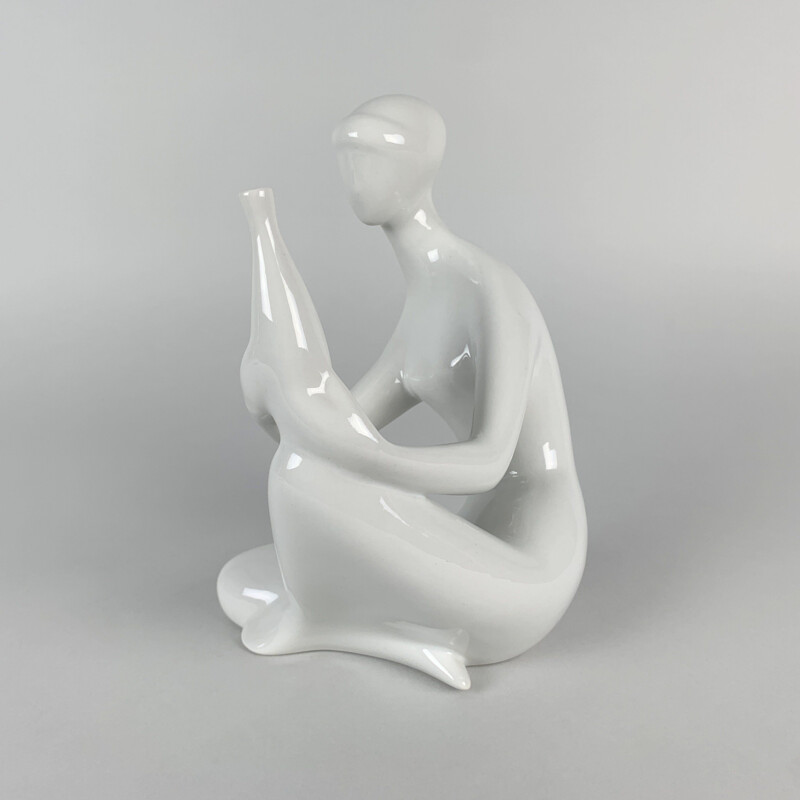Sculpture vintage en porcelaine de Jitka Forejtova pour Royal Dux, Tchécoslovaquie