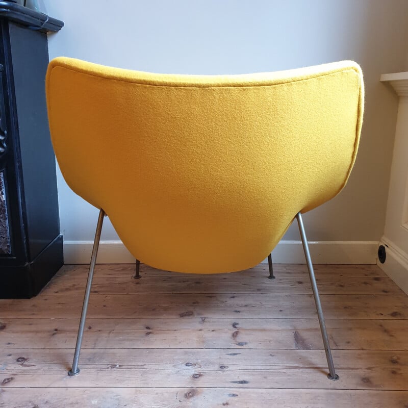 Vintage Oyster Chair with ottoman by Pierre Paulin for Artifort 1960