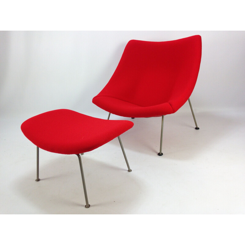 Vintage Oyster armchair with ottoman by Pierre Paulin for Artifort, 1965