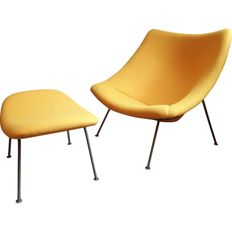 Vintage Oyster Chair with ottoman by Pierre Paulin for Artifort 1960