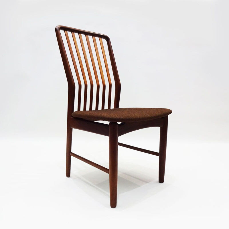 Vintage chair in walnut and teak from Svend Aage Madsen 1950