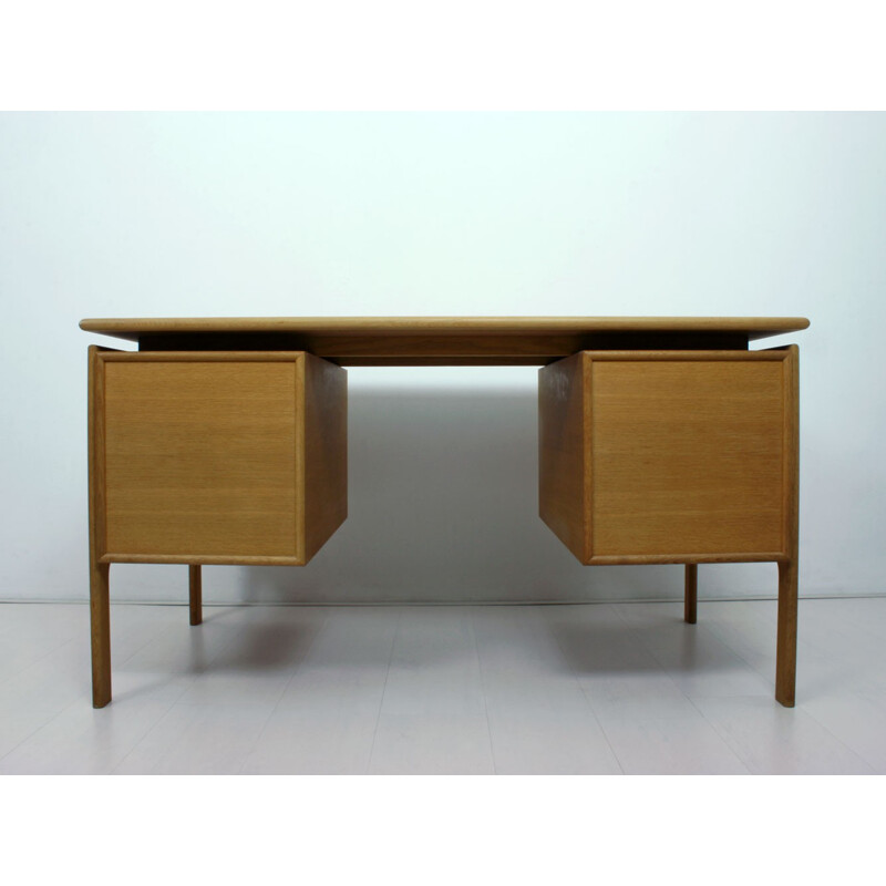 Mid-century Danish oakwood desk - 1960s