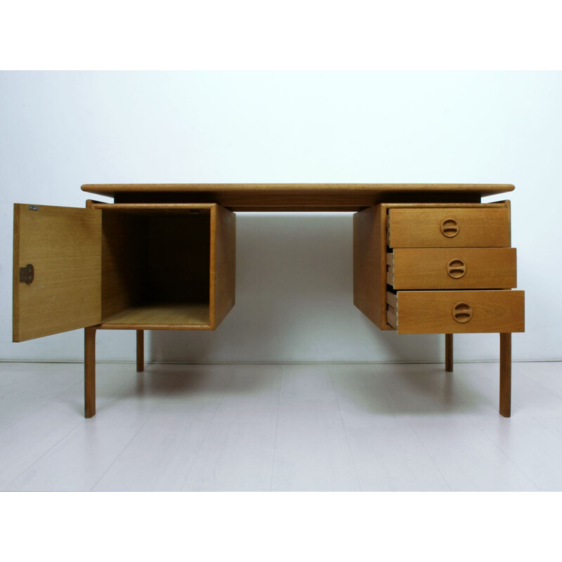 Bureau vintage scandinave en chêne - 1960