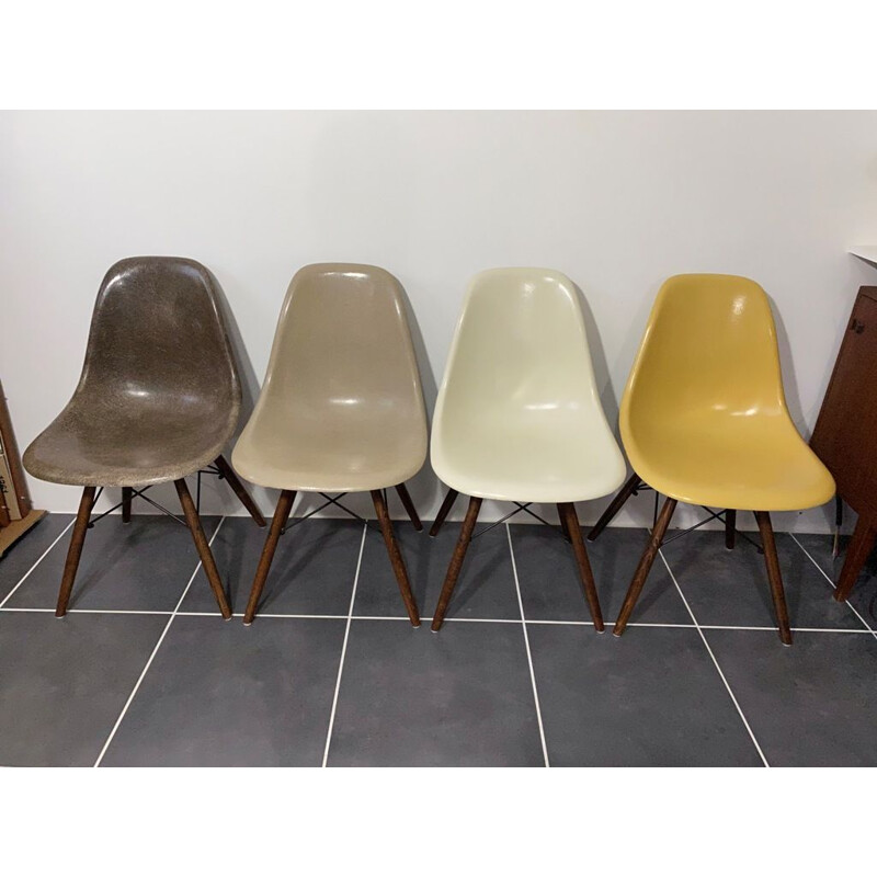 4 vintage DSW walnut chairs by Charles & Ray Eames for Herman Miller 1960