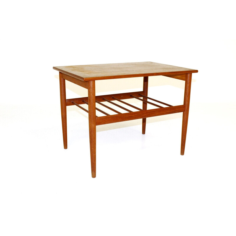 Mesa lateral de teca Vintage por Yngvar Sandström, Suécia 1960