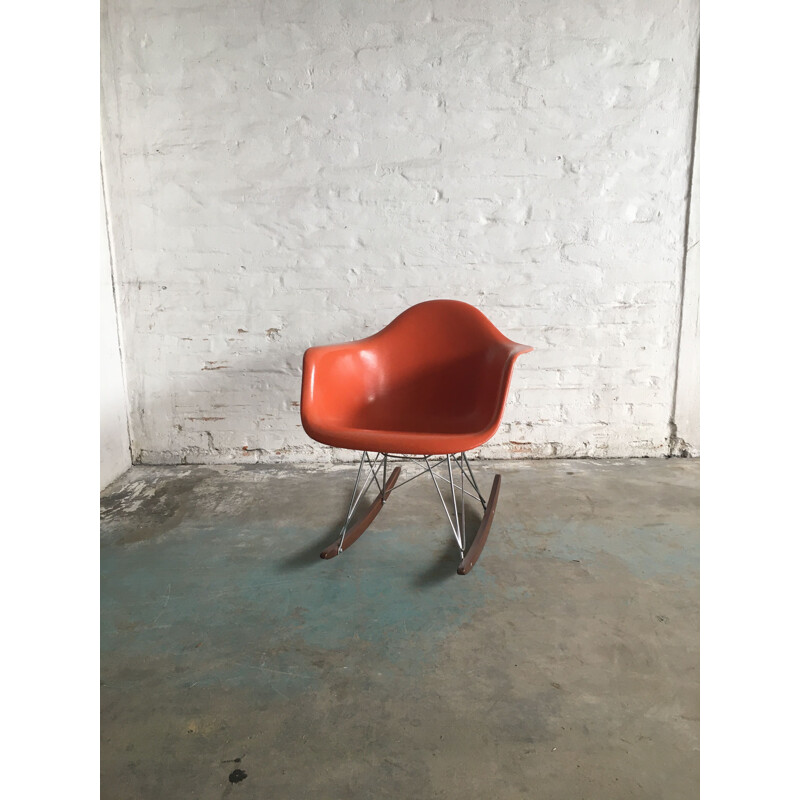 Vintage rocking chair RAR by Charles & Ray Eames