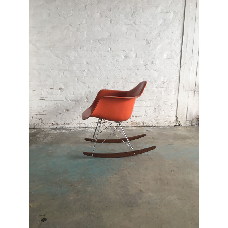 Rocking chair vintage RAR de Charles & Ray Eames