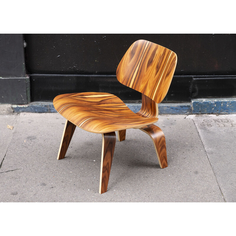 Vintage LCW Chair in rosewood santos from Charles &Ray Eames Herman Miller 2000