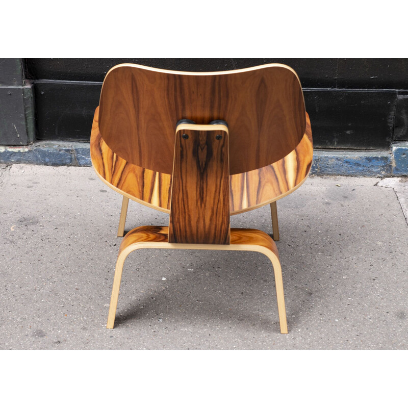 Vintage LCW Chair in rosewood santos from Charles &Ray Eames Herman Miller 2000