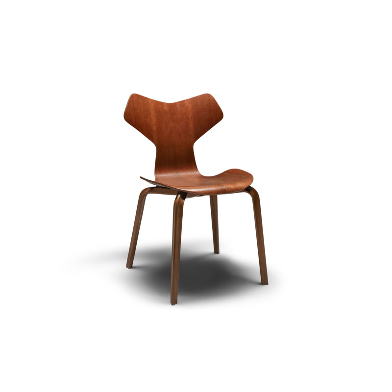 Arne Jacobsen’s Grand Prix Chair Fritz Hansen - 1960’s