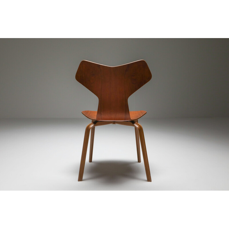 Arne Jacobsen’s Grand Prix Chair Fritz Hansen - 1960’s