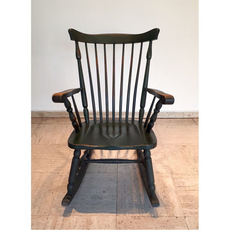 Vintage wooden rocking chair, 1970