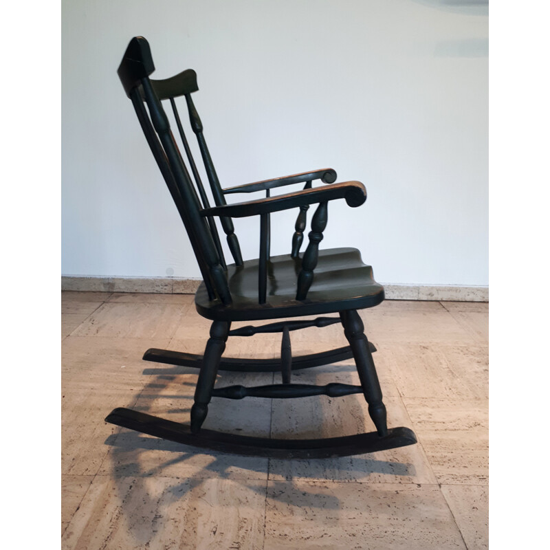 Vintage wooden rocking chair, 1970