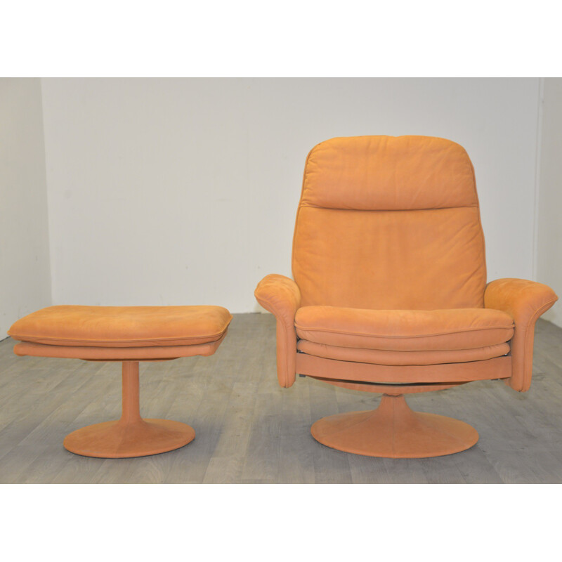 De Sede armchair and his ottoman in suede leather - 1970s