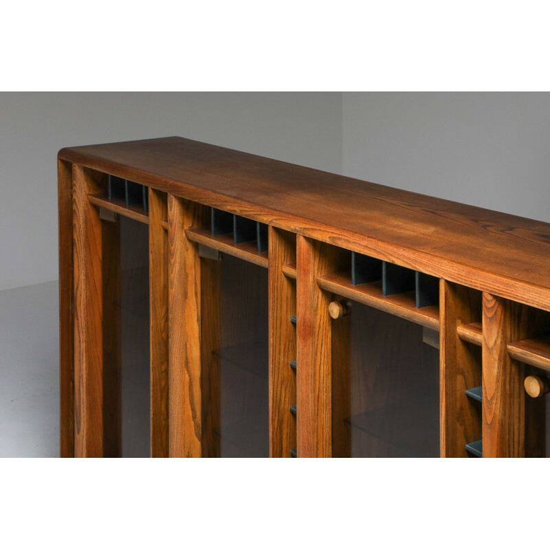 Vintage sideboard in solid walnut, Italy 1970