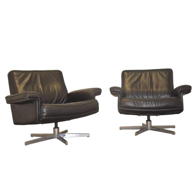 Pair of De Sede "DS 35" armchairs in black leather - 1970s