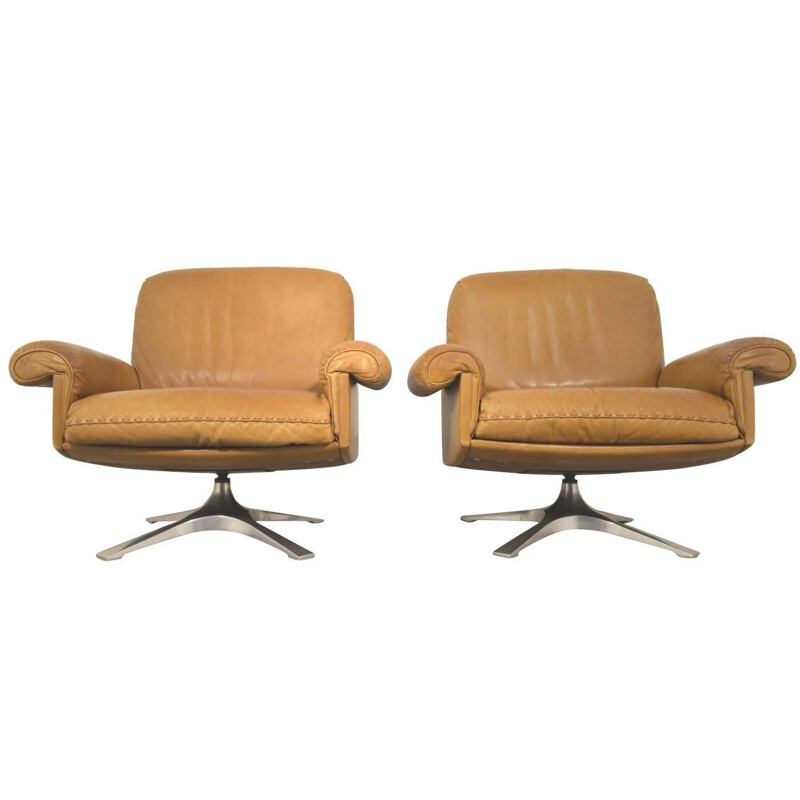 Pair of De Sede "DS 35" armchairs in cognac leather - 1970s