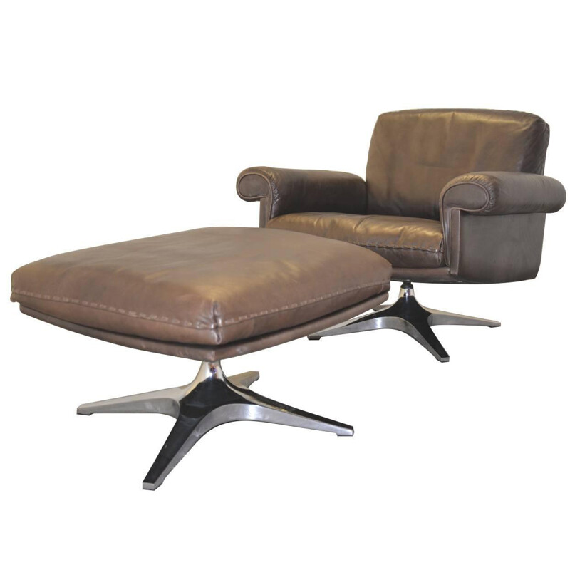 De Sede "DS 31" armchair and his ottoman in olive brown leather - 1970s