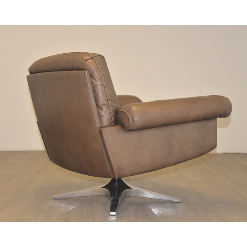 De Sede "DS 31" armchair and his ottoman in olive brown leather - 1970s