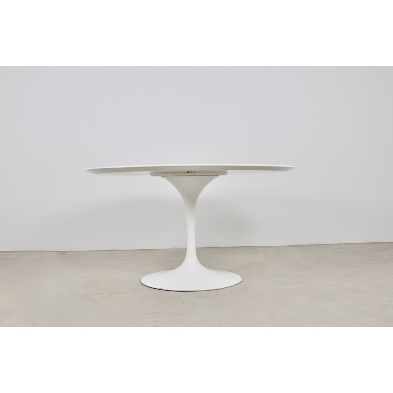 Vintage Dinning table by Eero Saarinen for Knoll International, 1965s