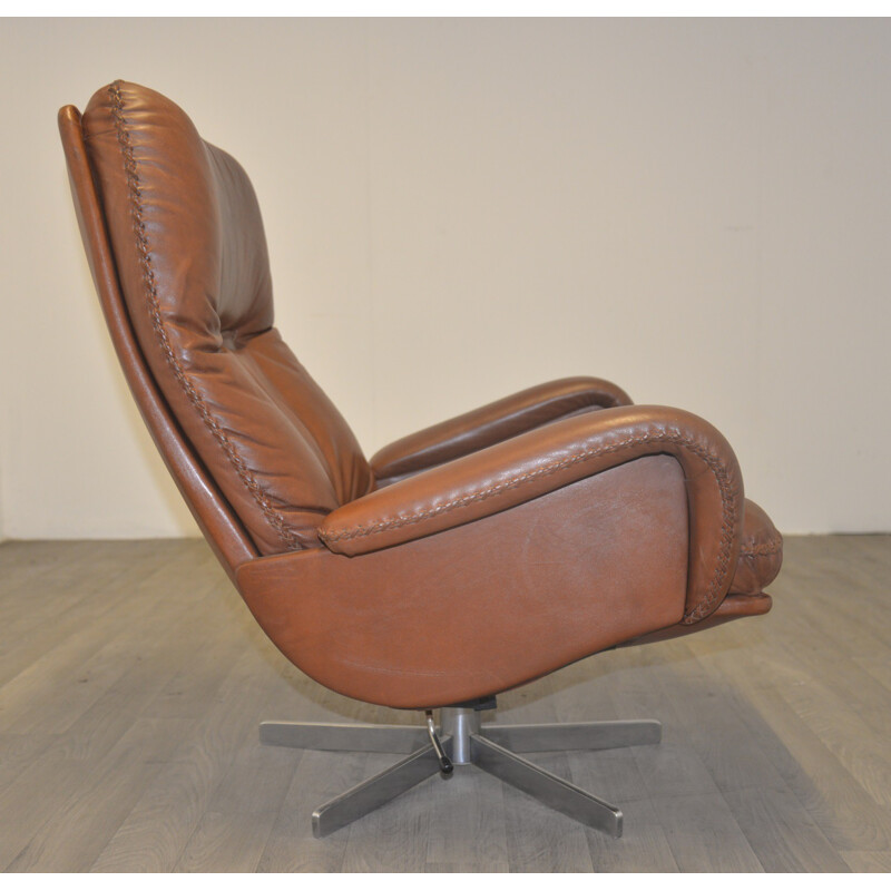 Fauteuil "S 231" De Sede et son ottoman en cuir marron - 1960