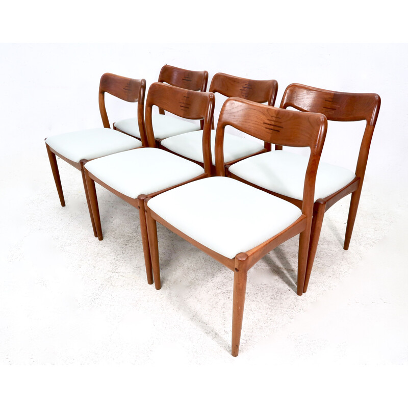 Set of 6 Vintage Teak Dining Chairs by Johannes Andersen for Uldum Møbelfabrik, 1960s
