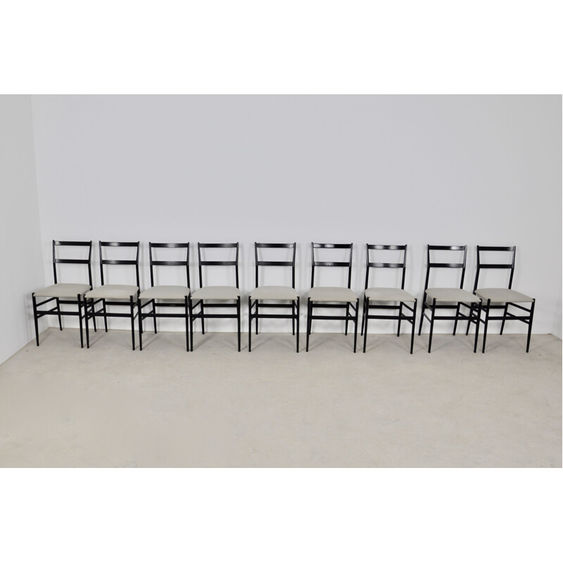 Lot de 9 chaises vintage Superleggera de Gio Ponti pour Cassina 1950