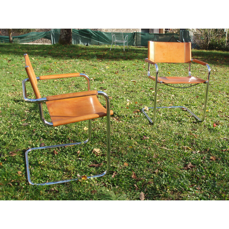 Pair of vintage armchairs in tawny leather and chrome by Mattéo Grassi 1970