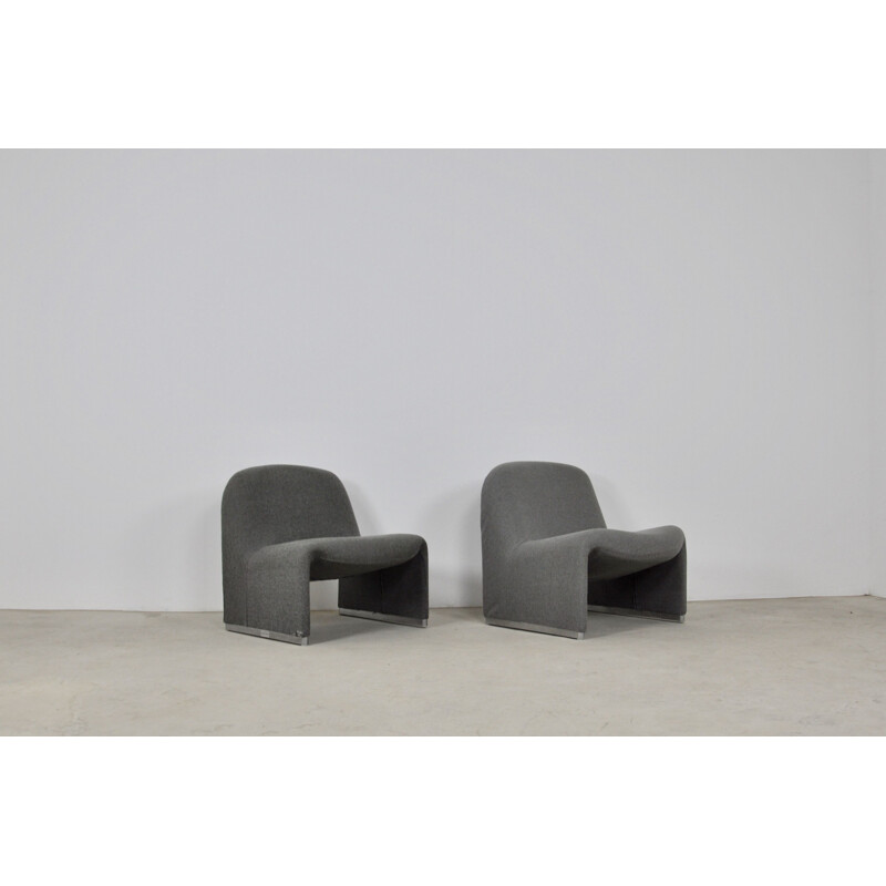 Pair of vintage armchairs by Giancarlo Piretti 1970