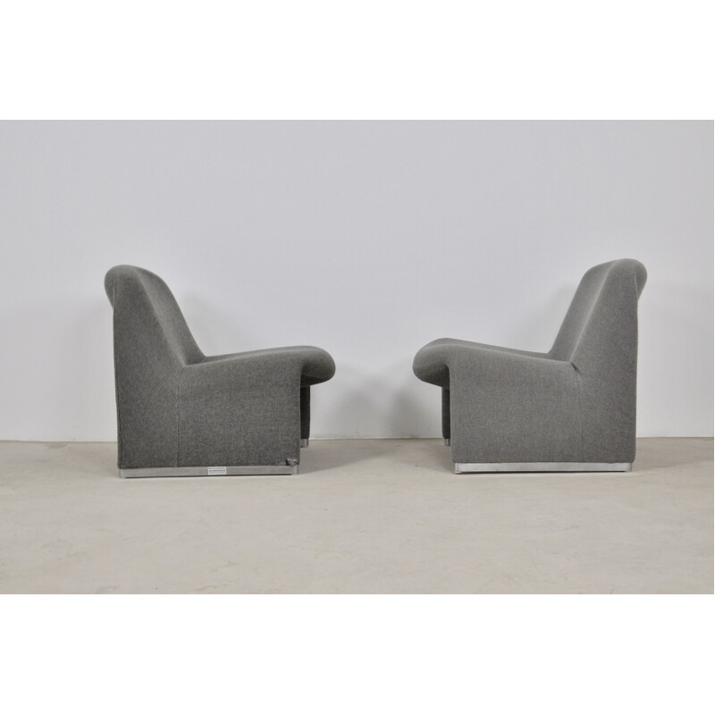 Pair of vintage armchairs by Giancarlo Piretti 1970