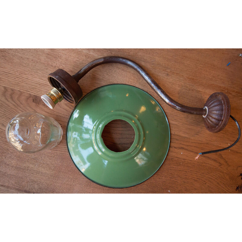 Vintage Court Lamp