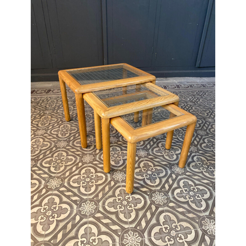 Table gigognes vintage en bois clair italienne 1970