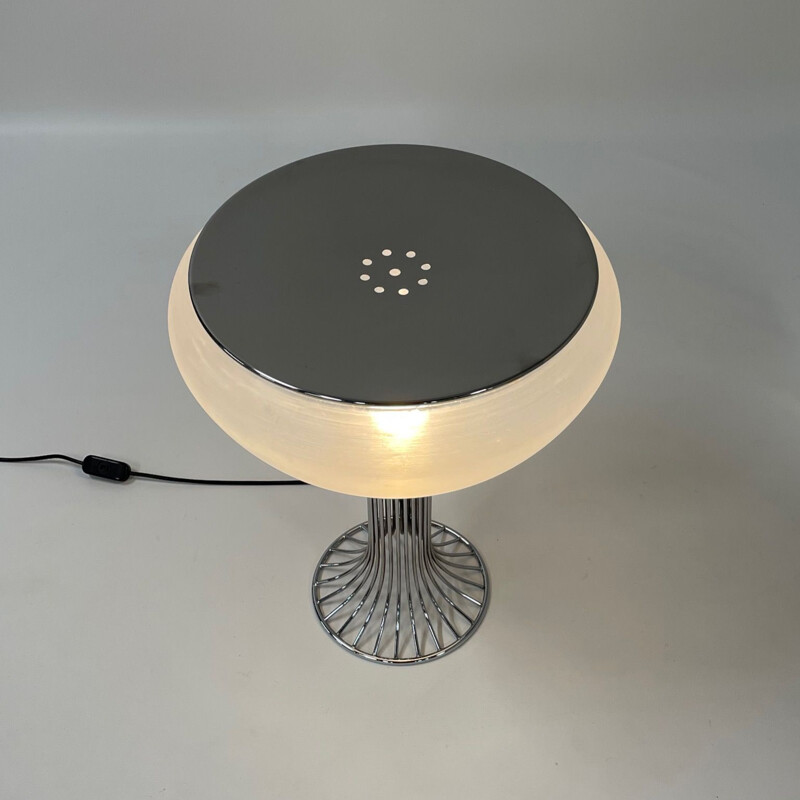 Vintage table lamp Moana by Luigi Massoni for Guzzini 1960