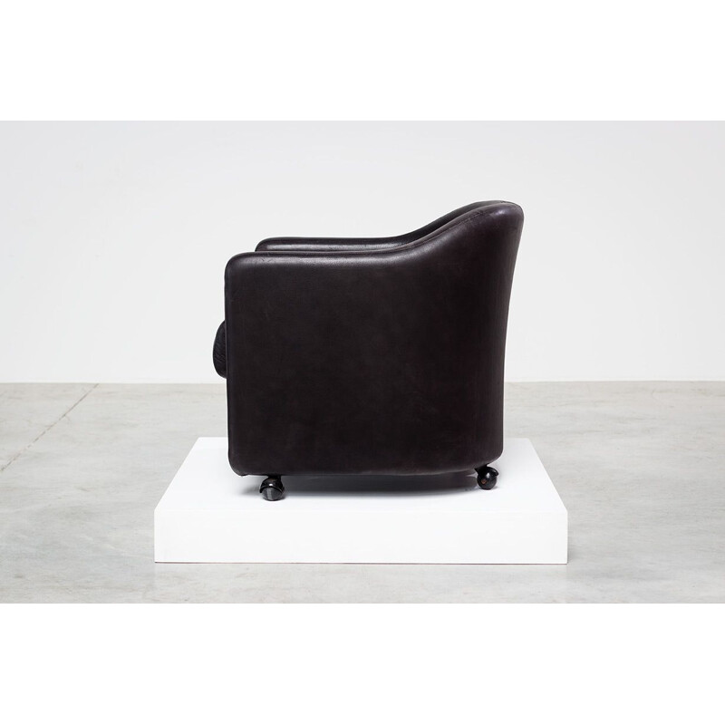 Ein Paar Vintage-Lounge-Sessel aus schwarzem Leder aus der Serie 142 von Eugenio Gerli für Tecno Milano, 1960