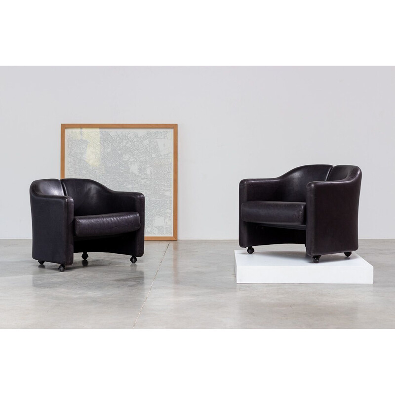 Paire de fauteuils lounge vintage en cuir noir de la série 142 par Eugenio Gerli pour Tecno Milano, 1960