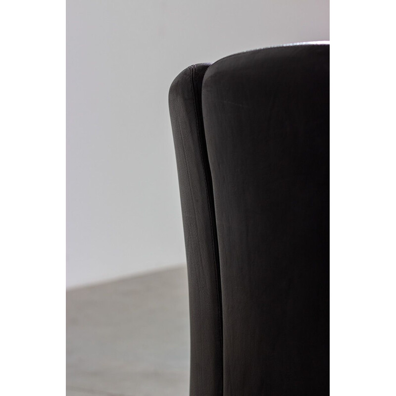 Paar vintage zwart lederen lounge stoelen uit de 142 serie van Eugenio Gerli voor Tecno Milano, 1960