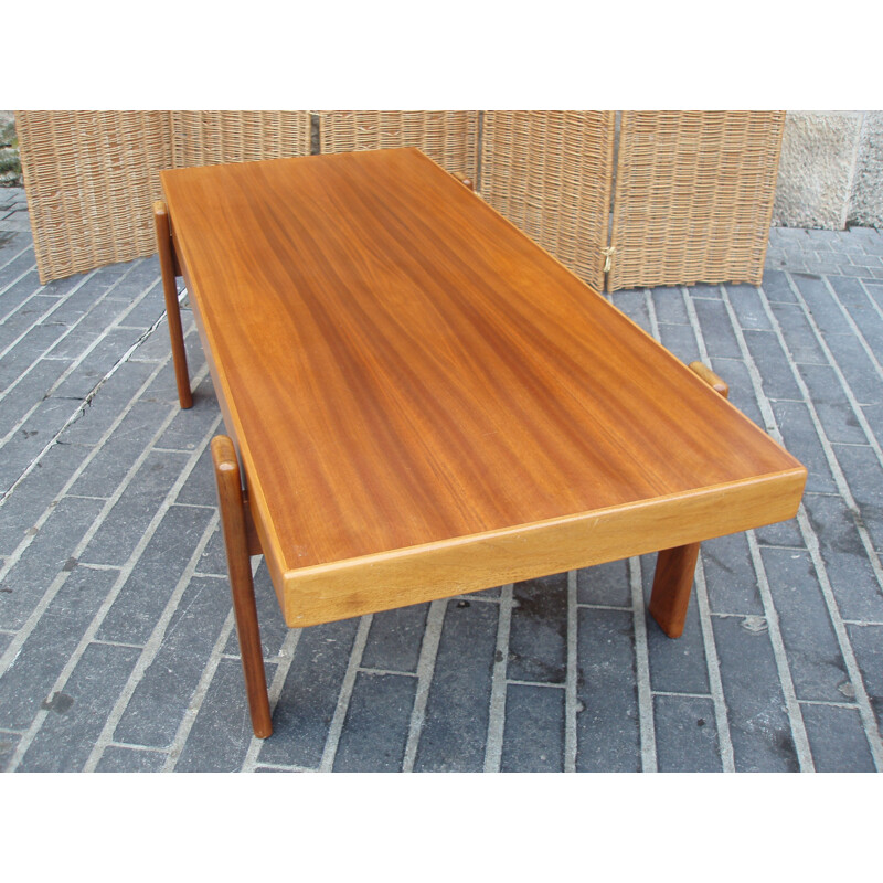 Large Vintage coffee table