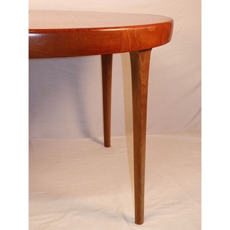 Vintage Scandinavian teak extensible round table 1960