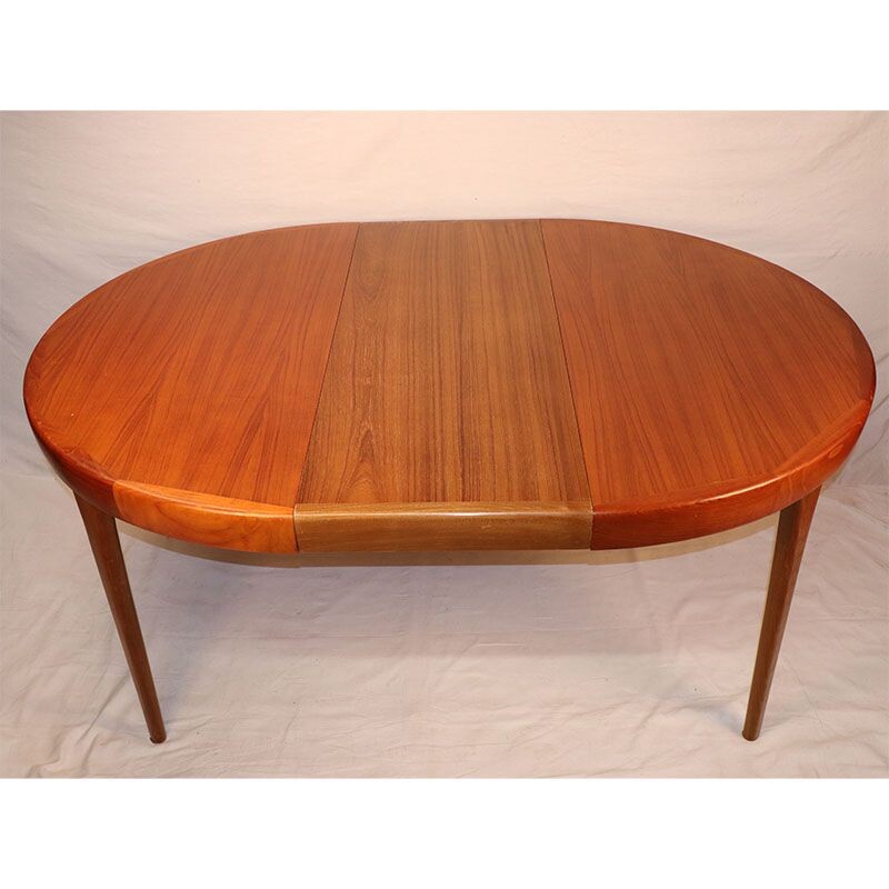 Vintage Scandinavian teak extensible round table 1960