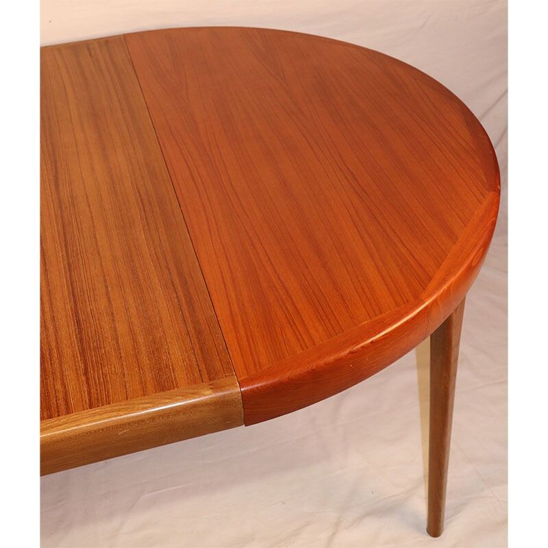 Vintage Scandinavian teak extensible round table 1960