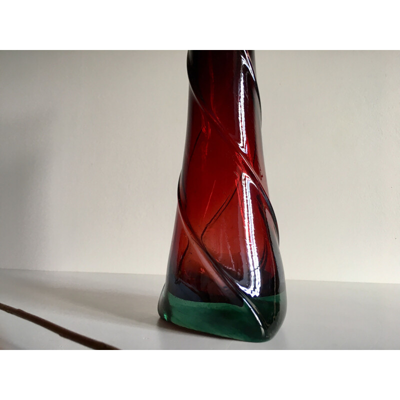 Vintage vase in coloured and iridescent blown glass 1930s