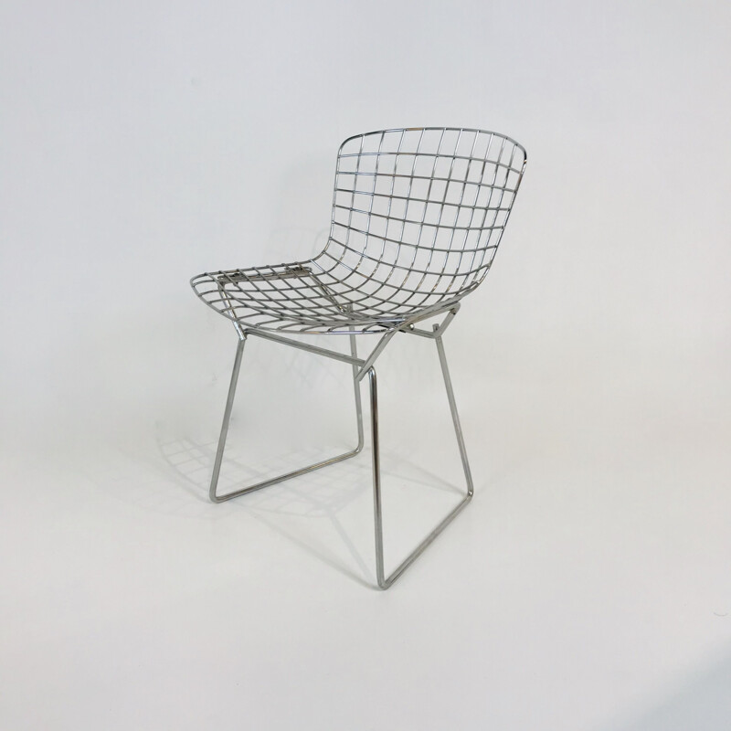 Vintage children's chair "Wire" By Harry Bertoia for Knoll 1960s